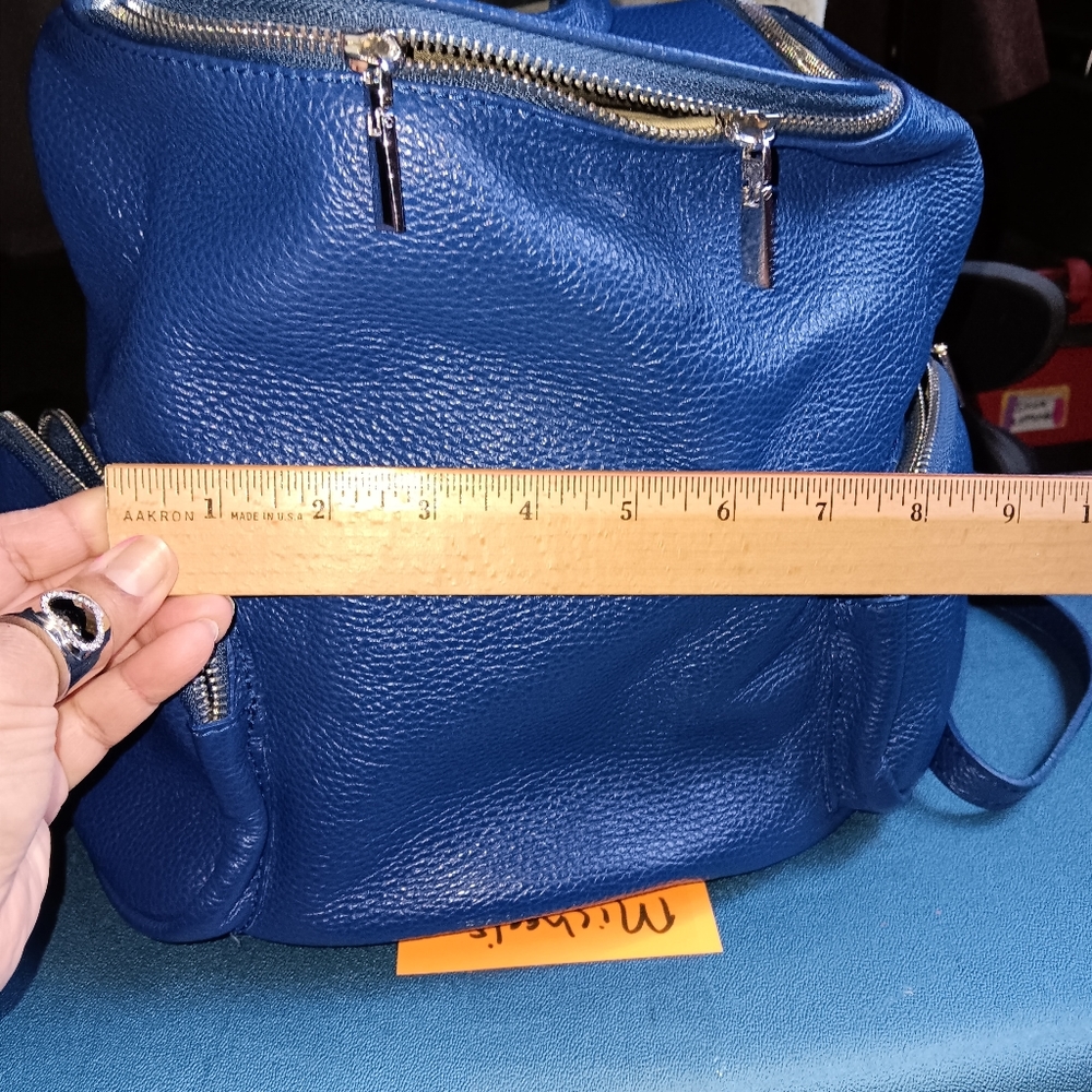 Genuine leather backpack - Picture 9 of 9